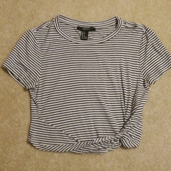 Forever 21 Tops - Comfy crop top!!!! Forever 21 Tops - Comfy crop top!!!!